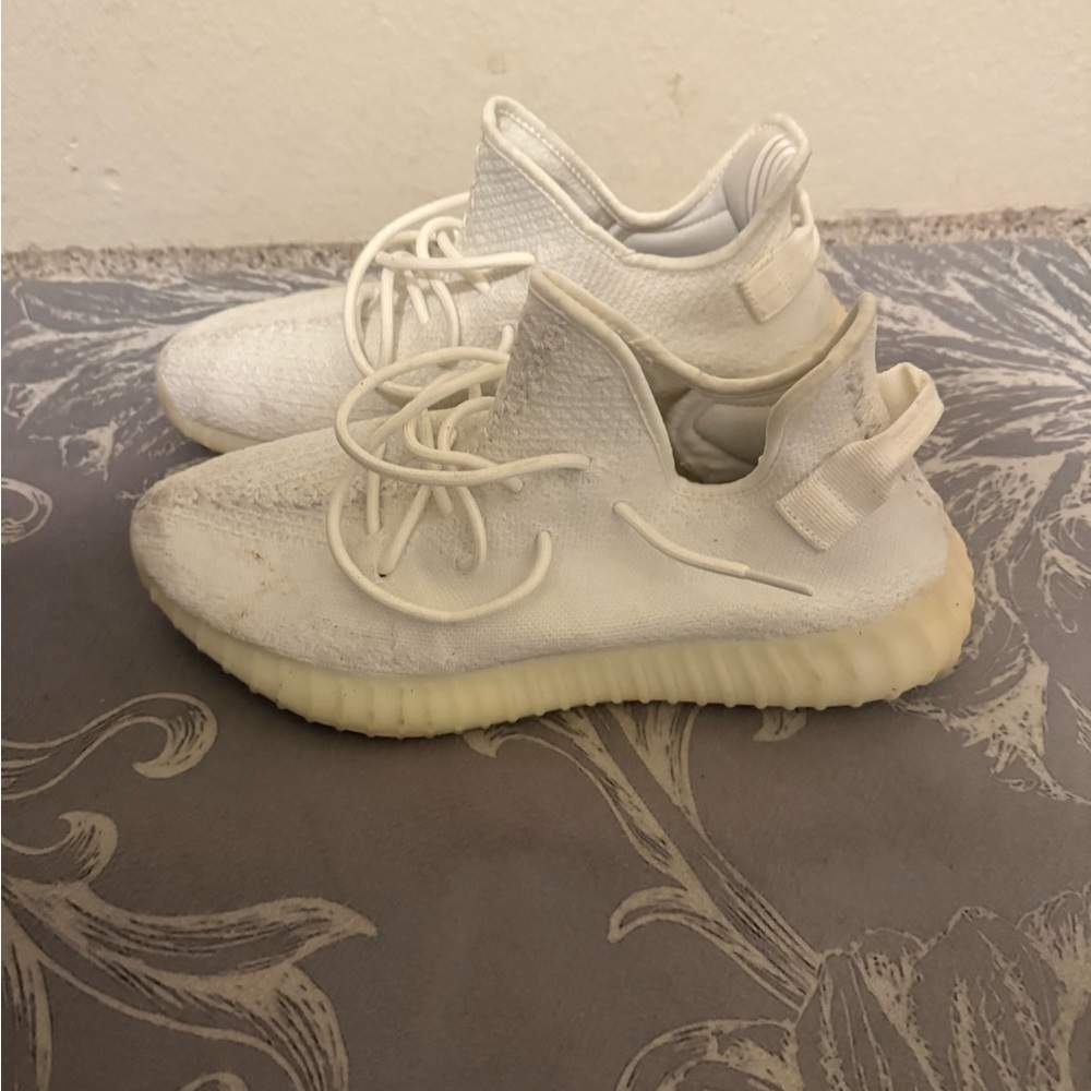 Men’s Yeezy sneakers